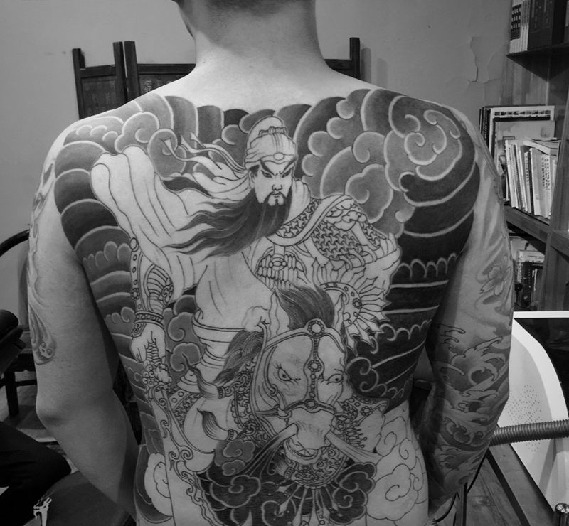 满背进度～纹身图片