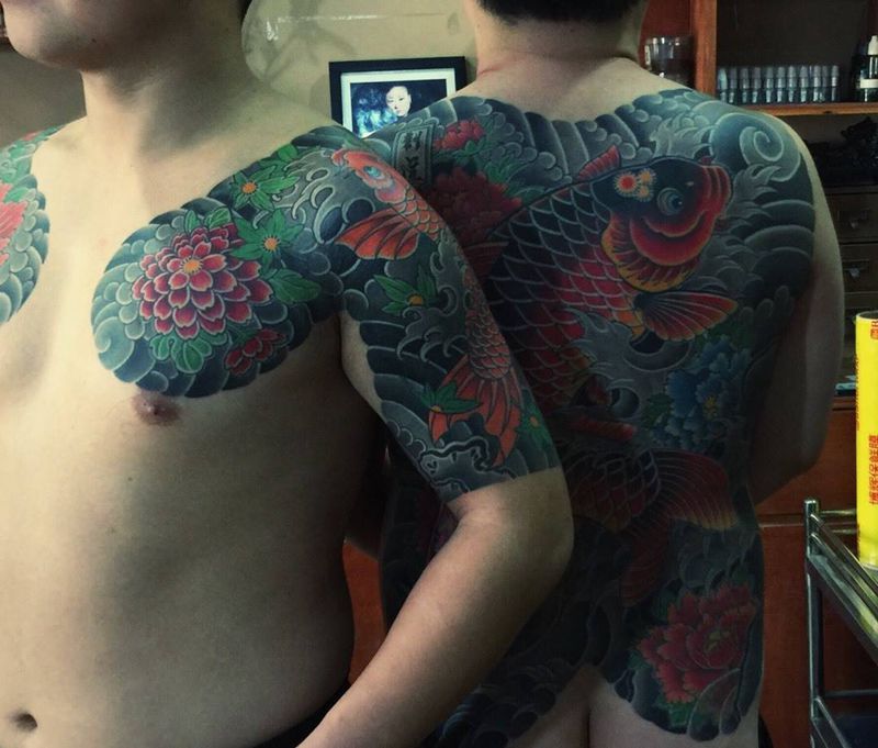 咿～刺艺堂偶遇了～[嘿哈]纹身图片