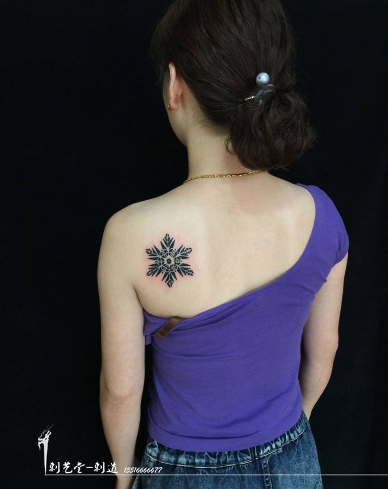 雪花纹身图片