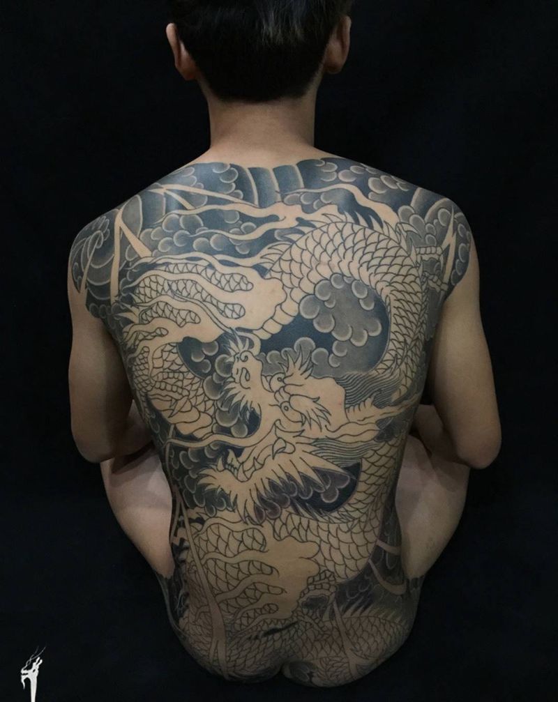 致刺青者纹身图片_成品腰部背部臀部传统风景图腾宗教鬼神动物纹身图案