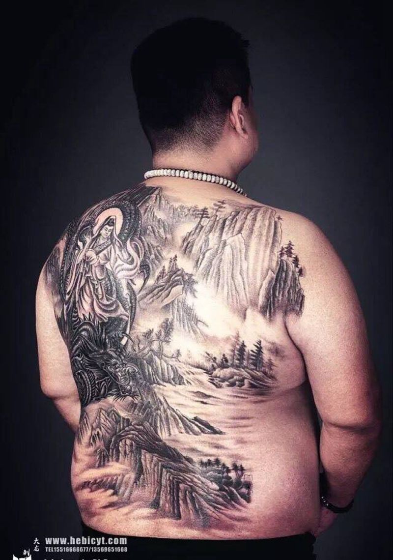 修改失败纹身纹身图片_成品背部传统植物风景原创国画纹身图案