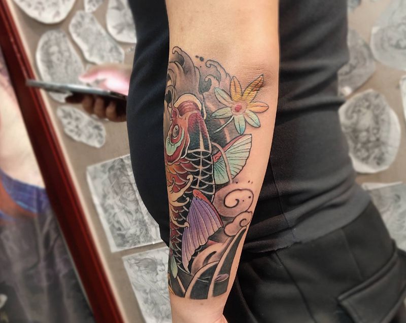 鲤鱼纹身图片_手臂纹身图案