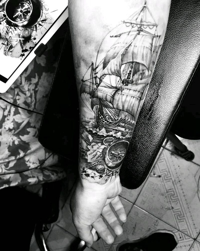 帆船⛵️纹身图片_手臂欧美写实船纹身图案
