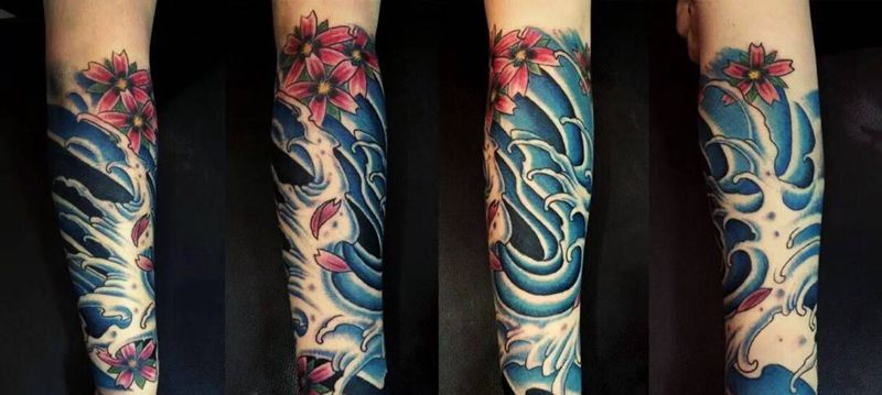 浪花包臂纹身图片_成品手臂传统风景静物原创纹身图案