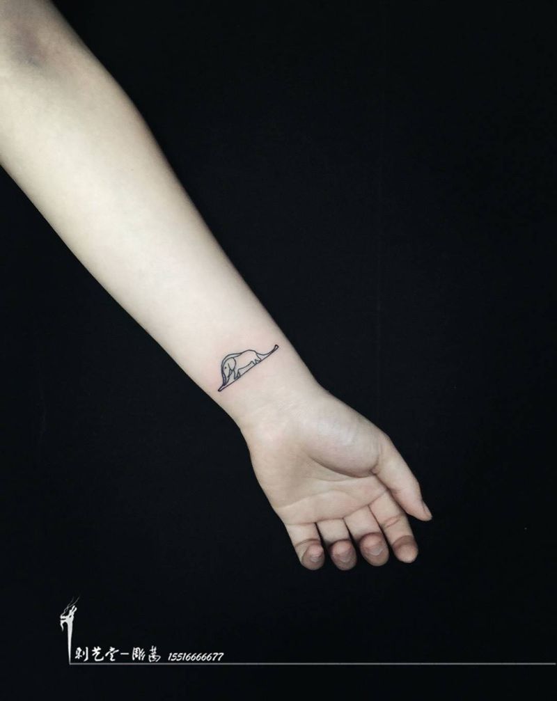 彫茜小作纹身图片