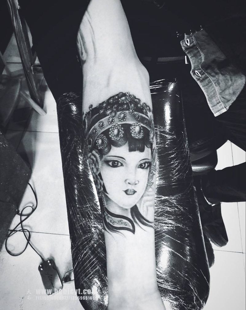 花旦纹身图片_成品手臂肖像人物纹身图案