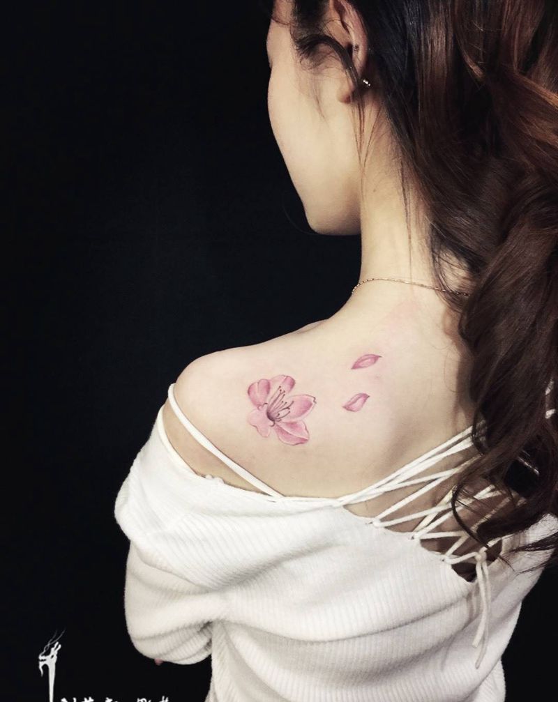 刺艺堂-刺青学院   彫茜老师今日小清新作品~纹身图片