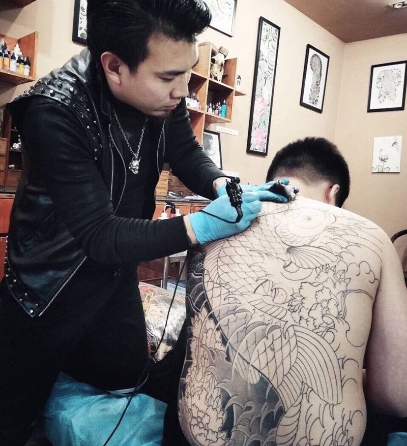 刺艺堂满背花絮～纹身图片