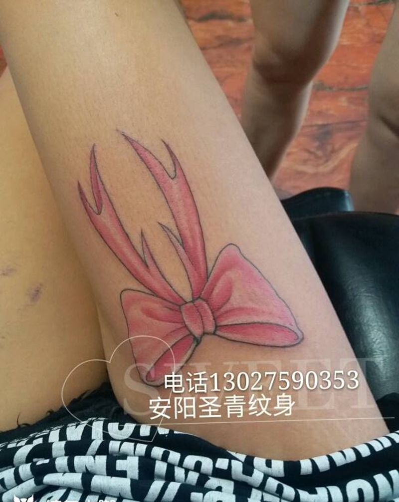蝴蝶结，完成纹身图片