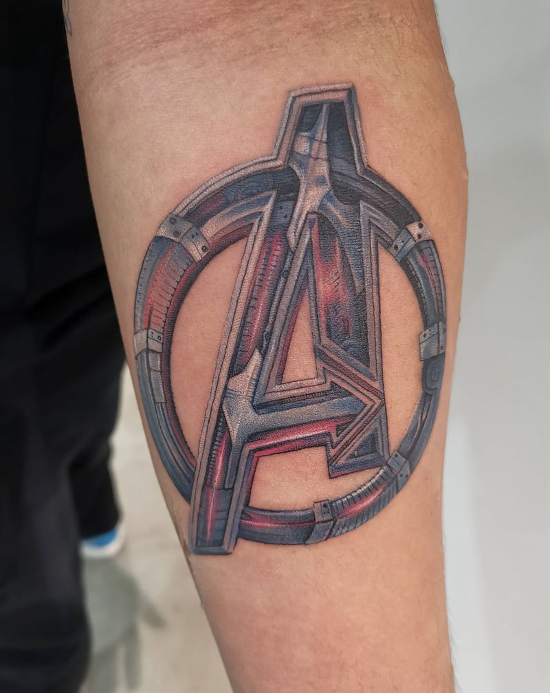 复联4纹身图片_手臂胸部欧美写实New School纹身图案