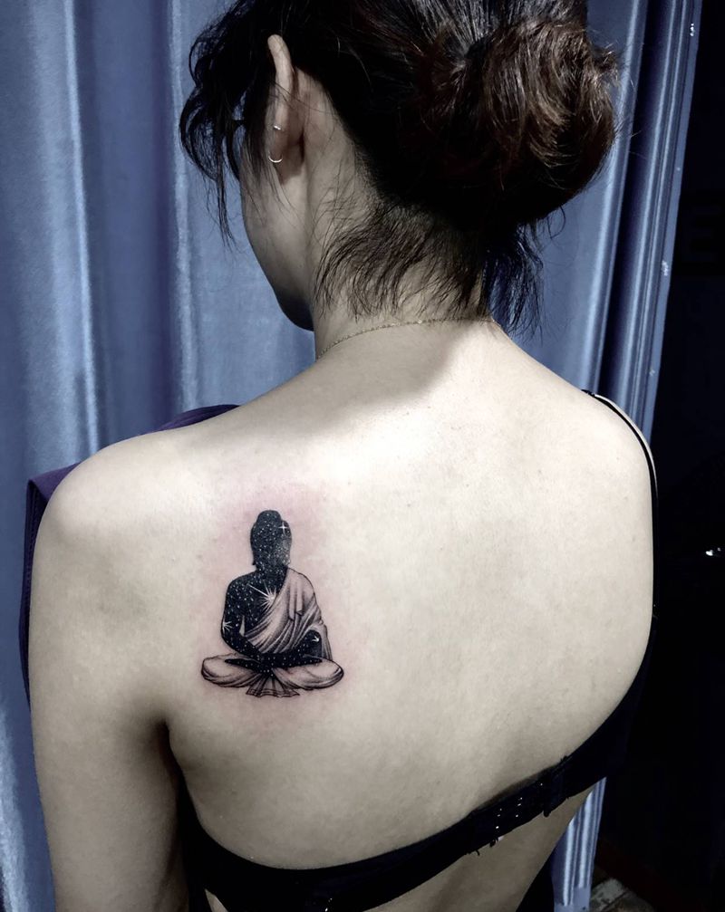佛纹身图片_背部纹身图案