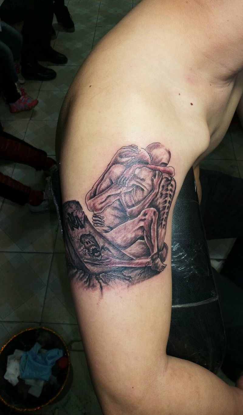 死了都要爱纹身图片_手臂欧美人物成品纹身图案