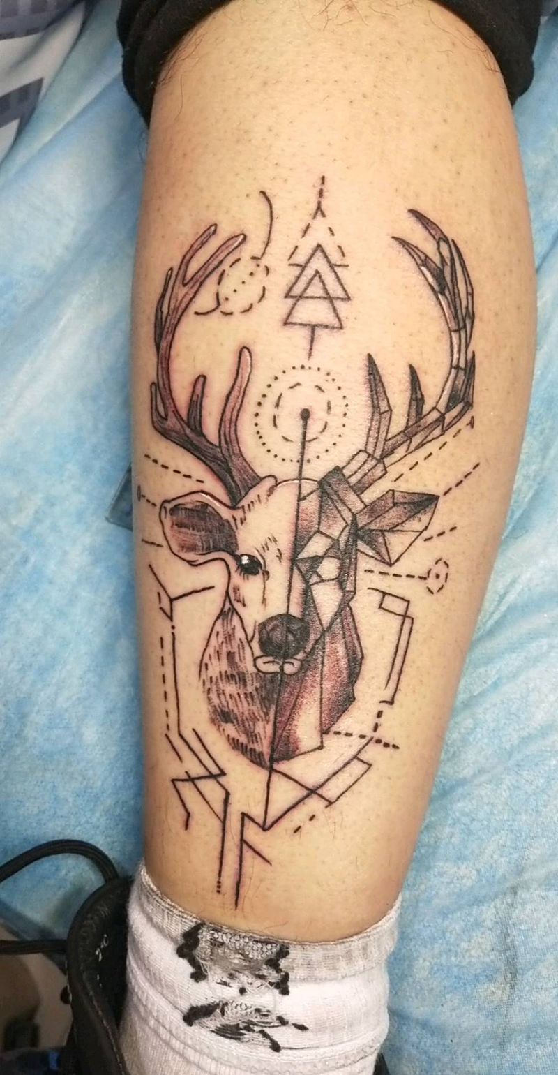 鹿纹身图片