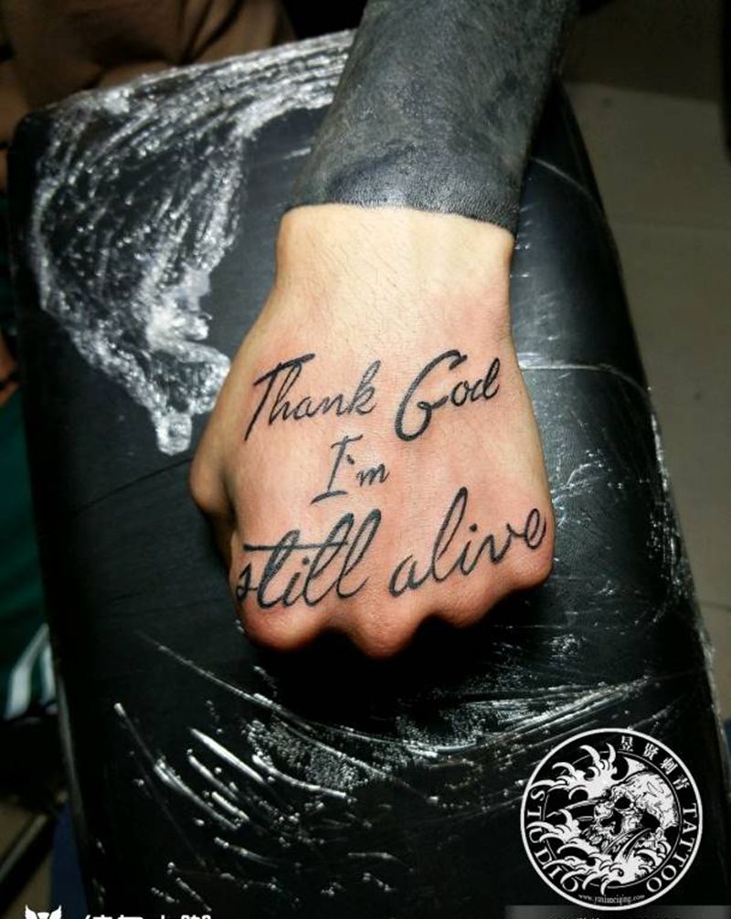 涂鸦纹身图片_肩部胸部腰部背部腿部手部清新图腾字成品纹身图案