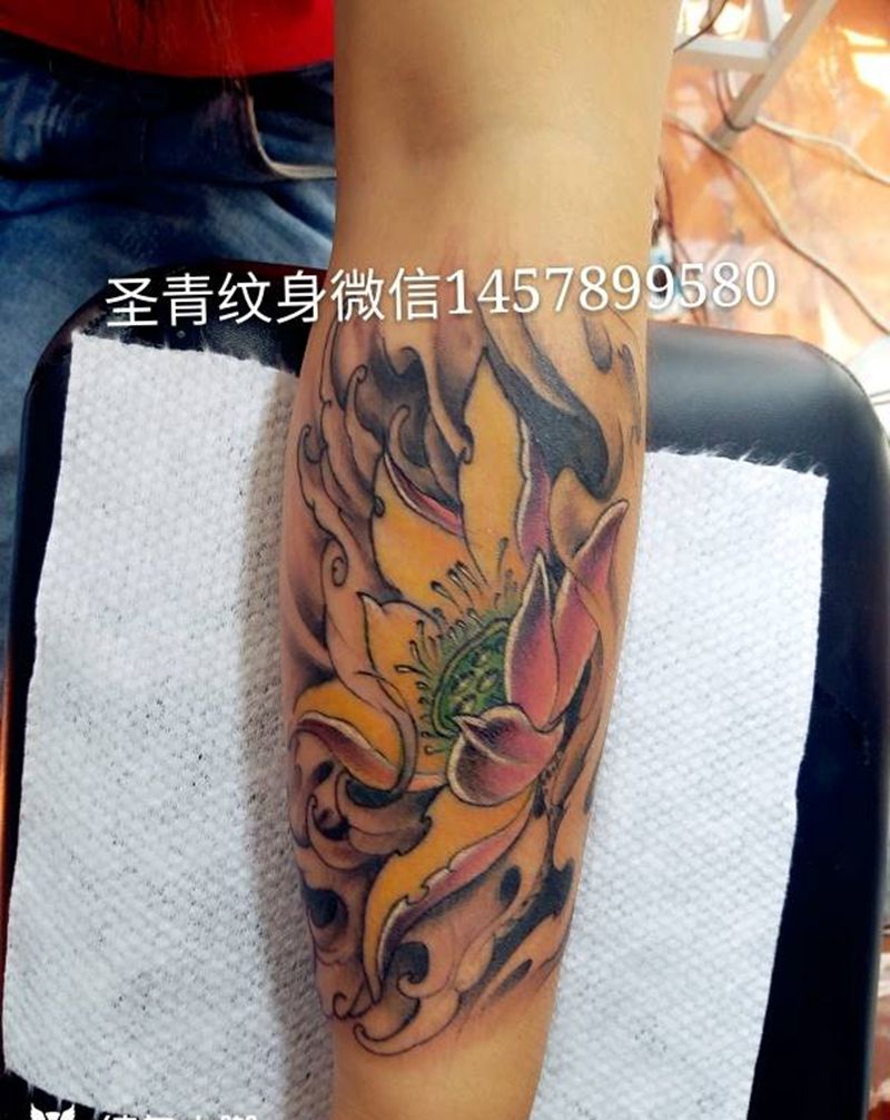 彩色荷花完成喜欢的约起我微信纹身图片