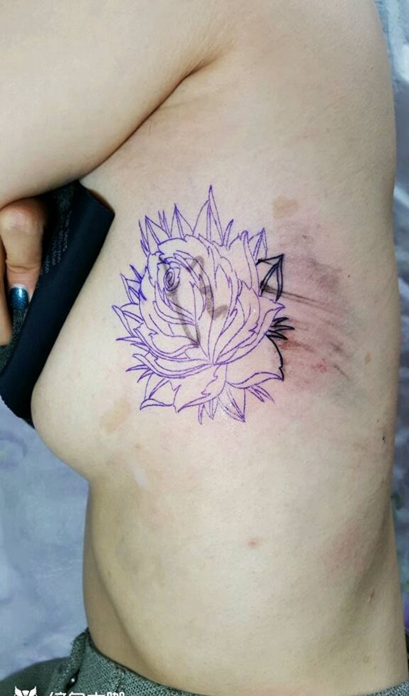 遮盖前纹身图片_胸部腹部腰部欧美清新植物纹身图案