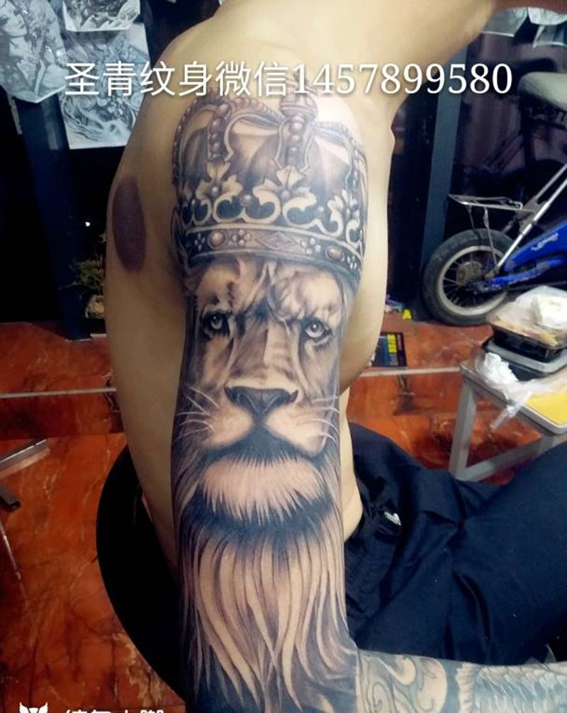 狮子黑灰花臂完成喜欢的约我纹身图片