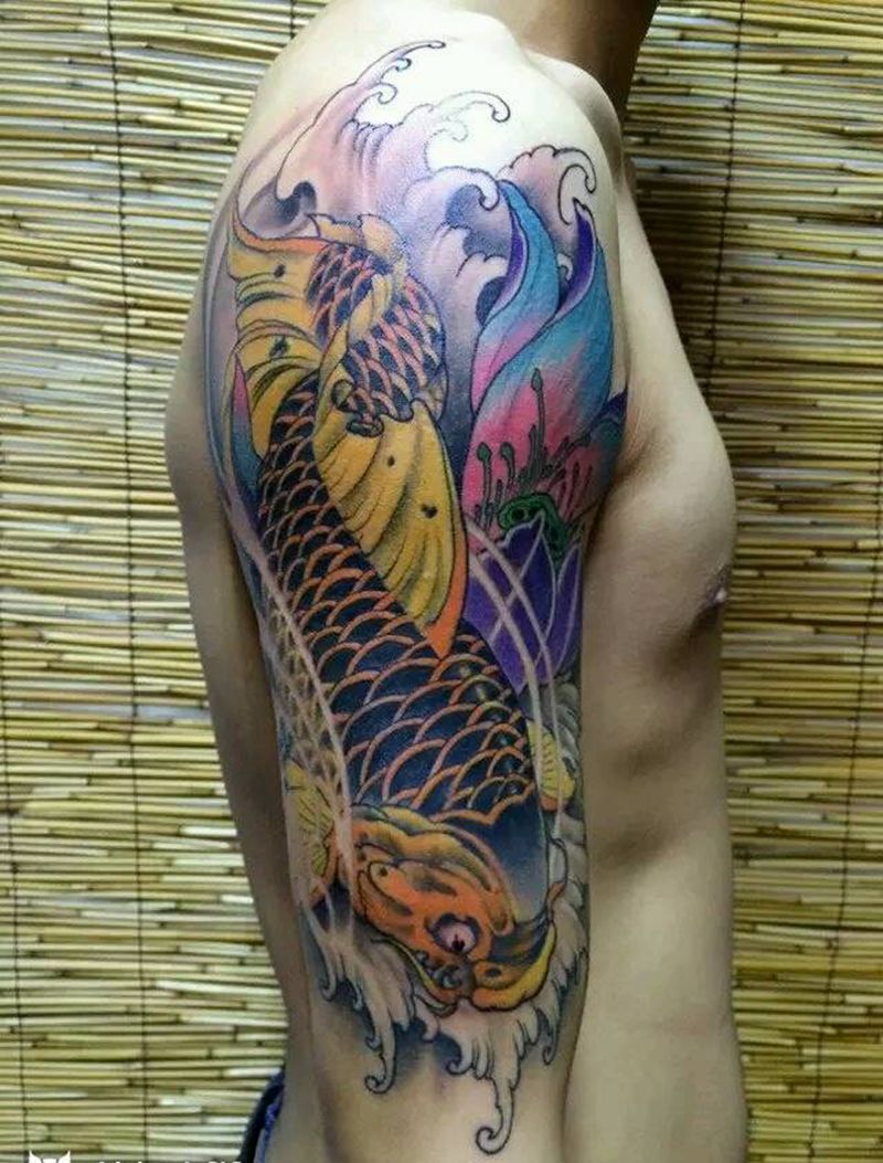 彩鱼纹身图片