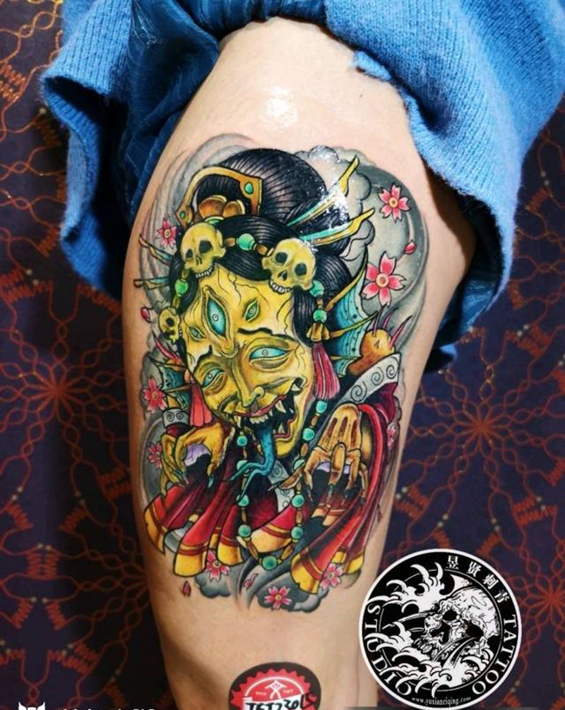 school 艺伎纹身图片_腿部背部New School新传统重彩 school艺伎 大腿纹身图案