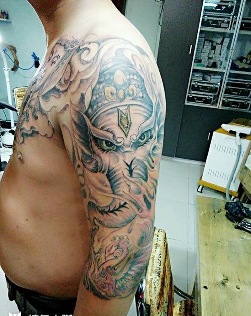 传统半甲纹身图片