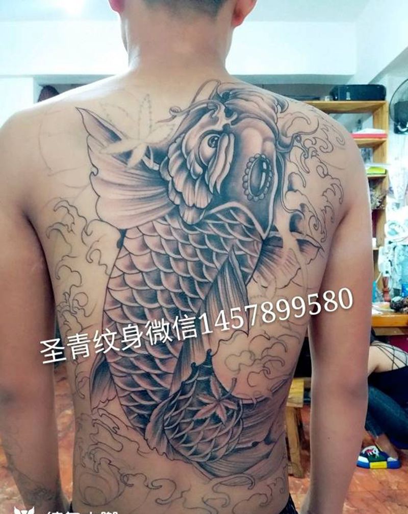 后背，鱼，凤凰，喜欢约我微信纹身图片