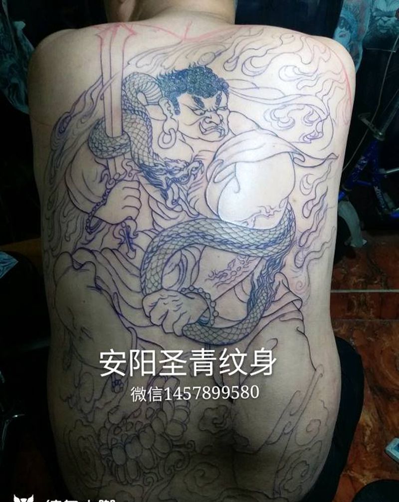 线条完成后期继续打雾，不动明王纹身图片