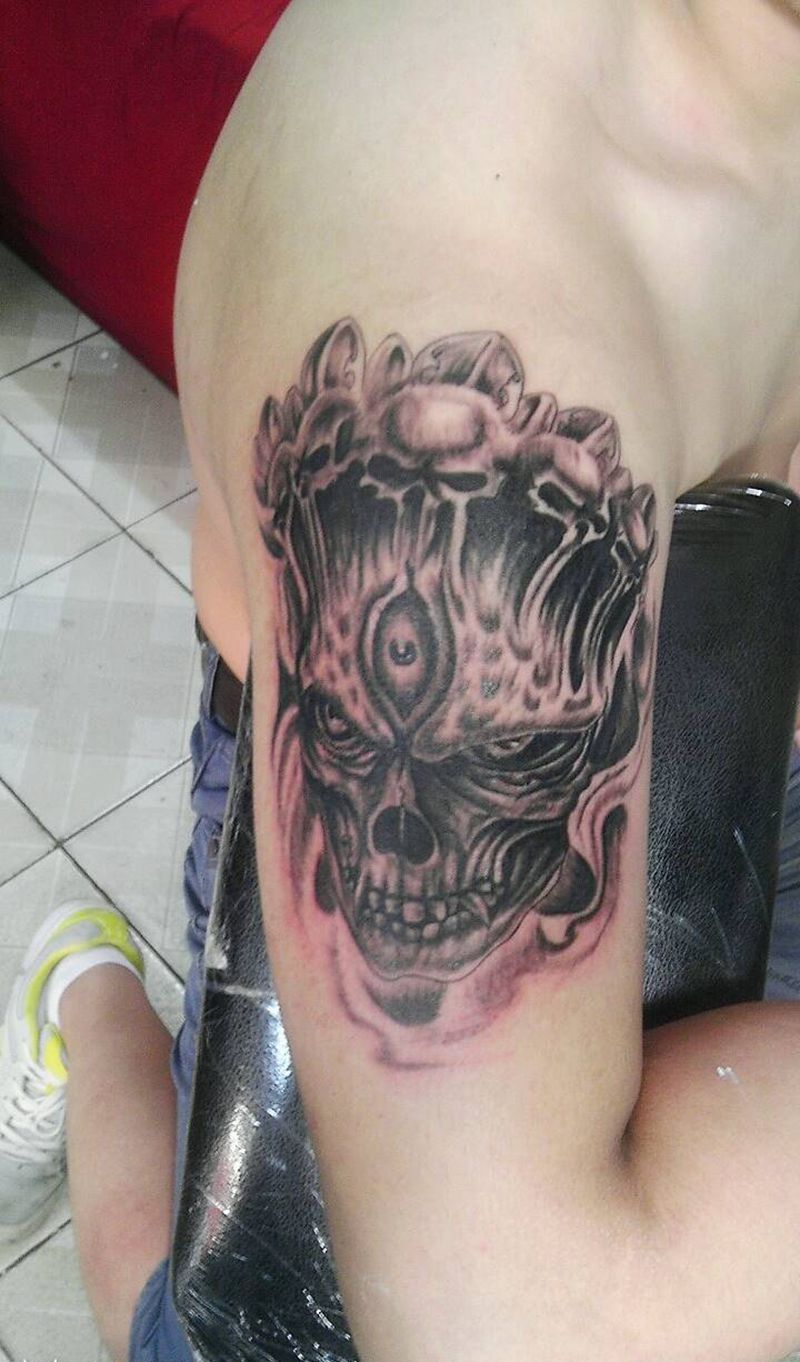 骷髅纹身图片_肩部腰部背部臀部手臂腿部欧美鬼神骷髅成品纹身图案