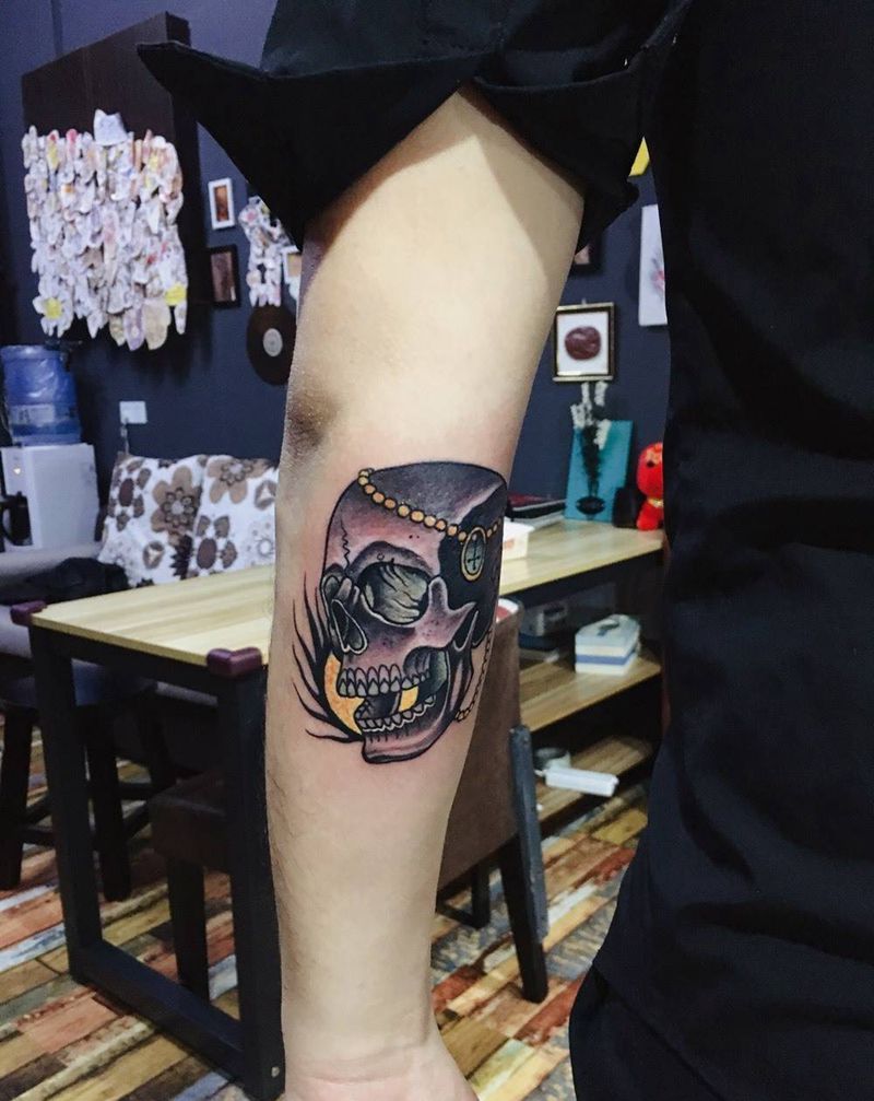 骷髅遮盖纹身图片