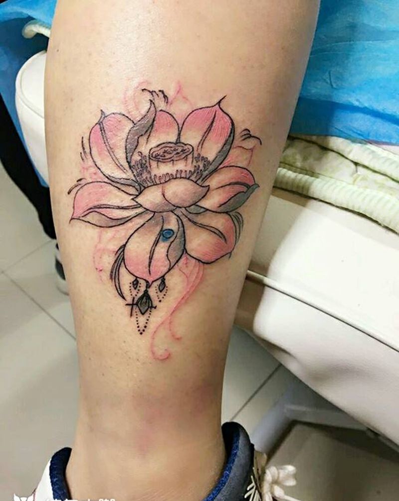 人静如荷纹身图片