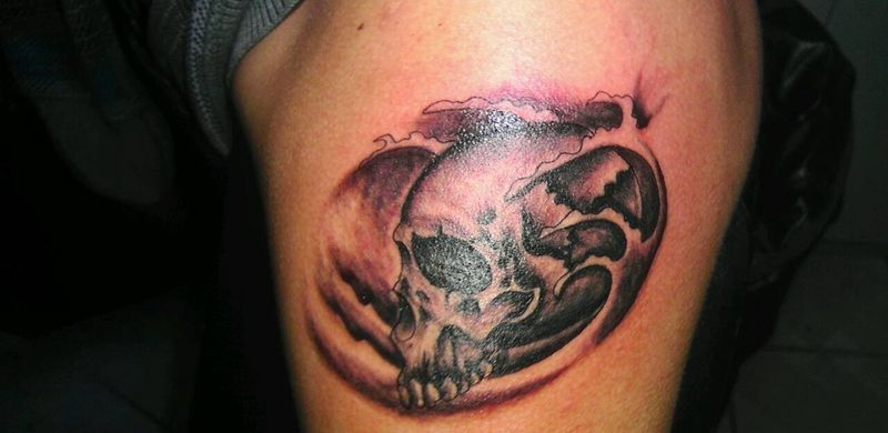 骷髅纹身图片_肩部手臂欧美静物鬼神骷髅成品纹身图案
