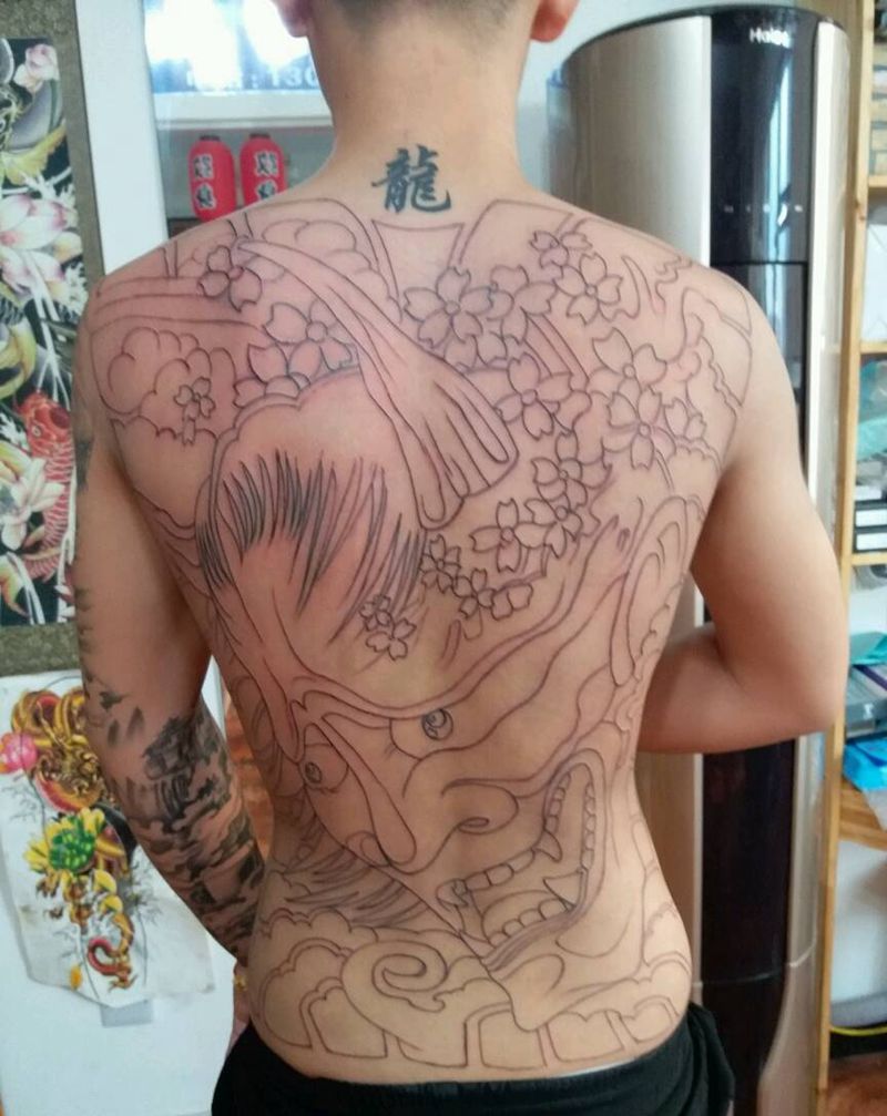 线条完成后期打雾纹身图片