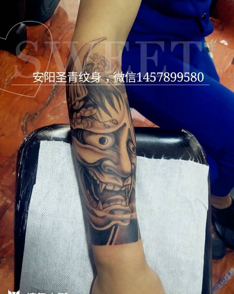 般诺完成纹身图片