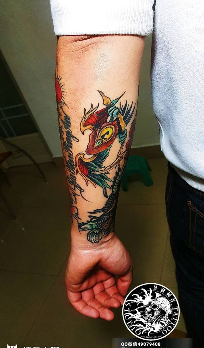 恢复五年后纹身图片_手臂手部Old SchoolNew School翅膀眼睛