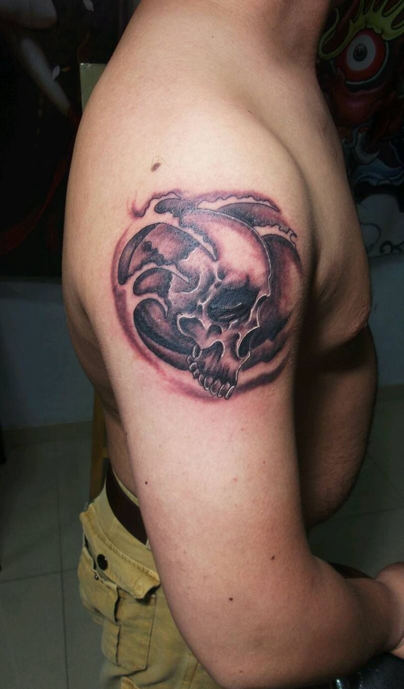 骷髅纹身图片_手臂欧美鬼神骷髅成品纹身图案