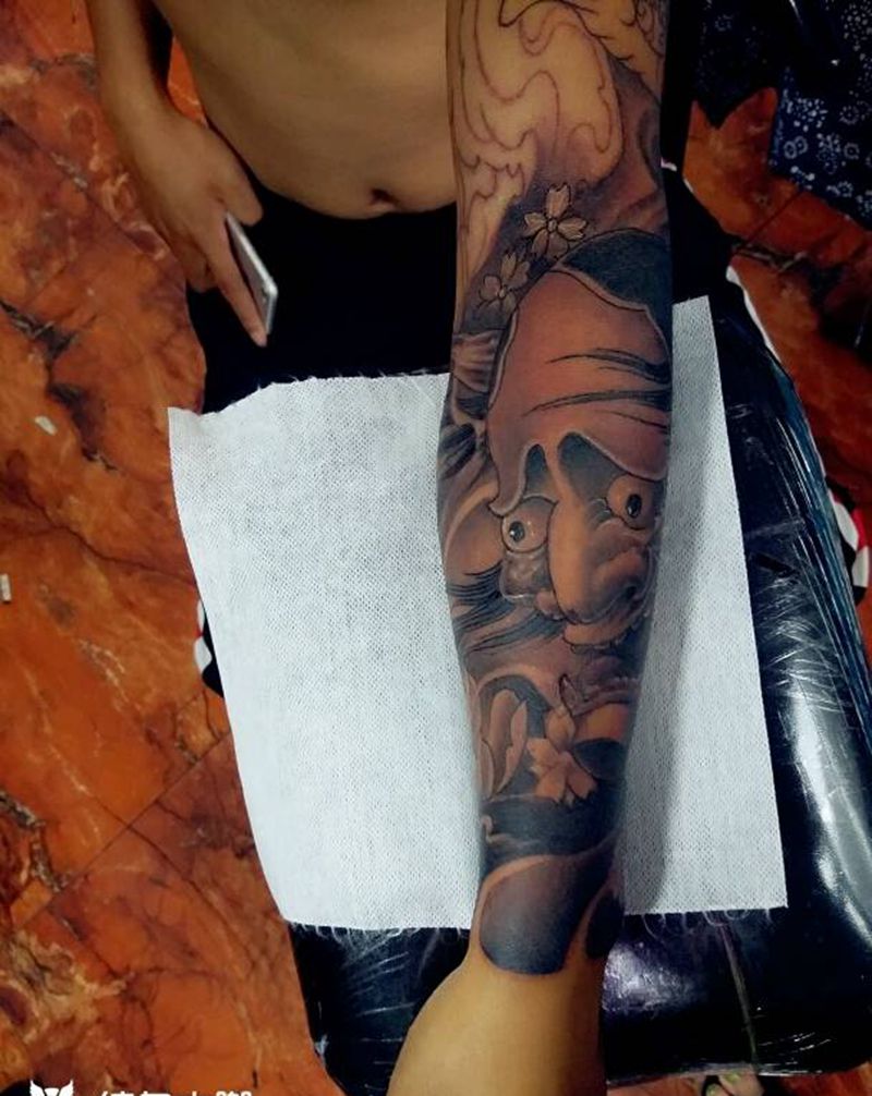 小臂般诺完成纹身图片