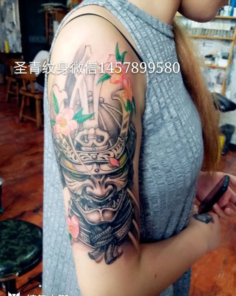 大臂彩色完成，喜欢的约我纹身图片