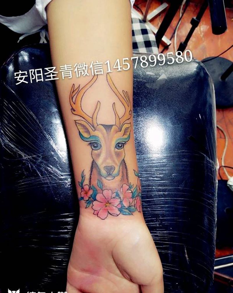 彩色鹿完成喜欢的约我纹身图片