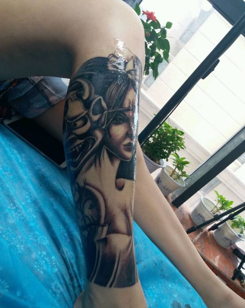 艺姬完成纹身图片