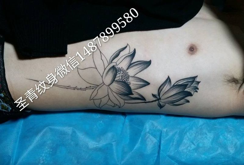 彻腰荷花完成喜欢的约纹身图片