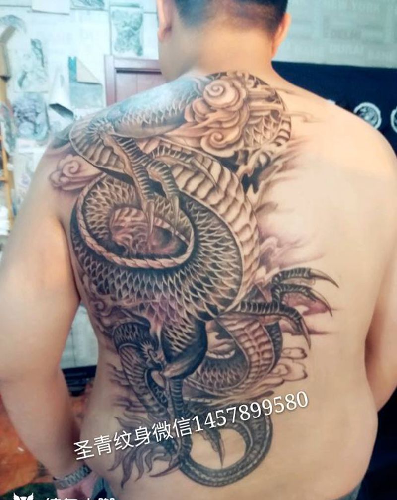 披肩龙完成喜欢的约我纹身图片
