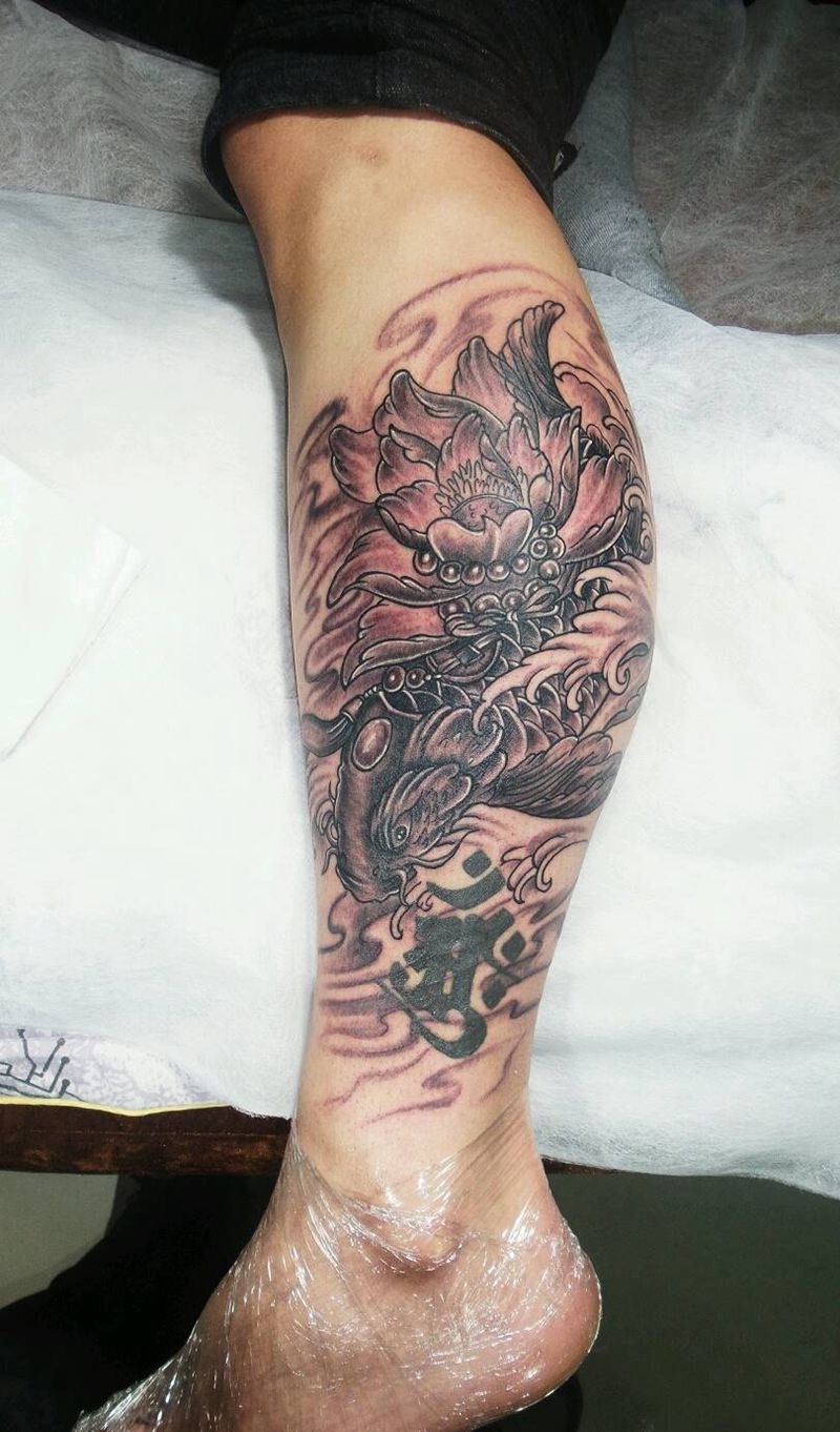 鲤鱼纹身图片_腹部腰部臀部手臂腿部手部传统动物鲤鱼成品纹身图案