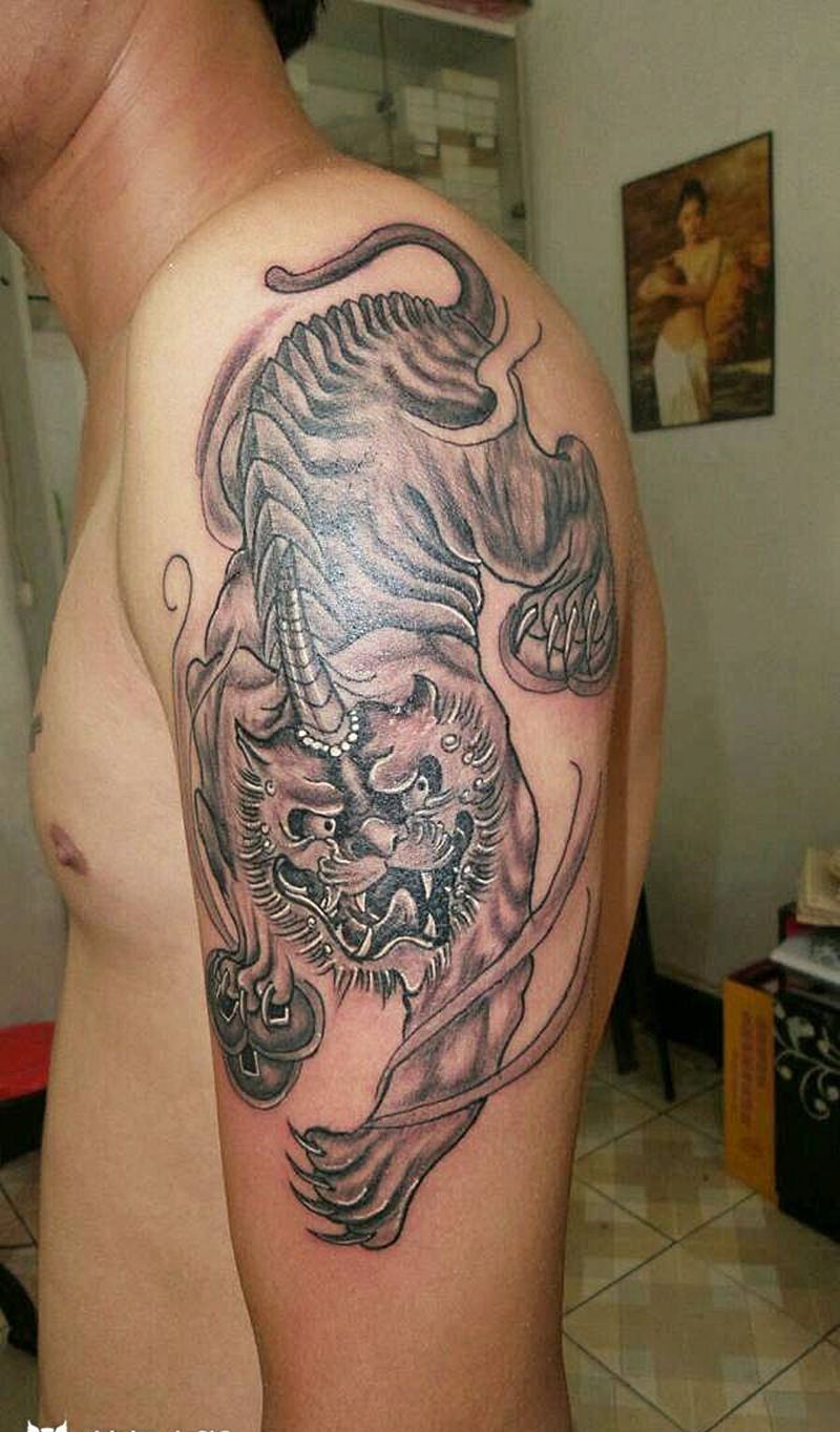 貔貅纹身图片_腰部背部手臂腿部传统动物鬼神宗教貔貅成品纹身图案