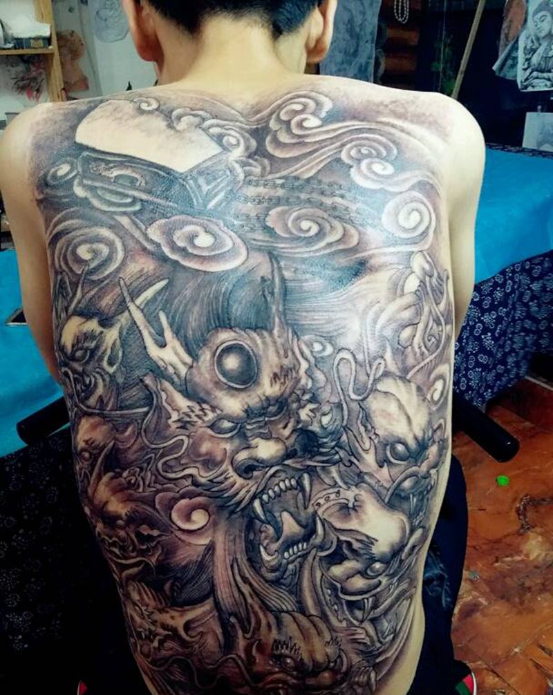全部完成，后背，九龙拉馆，完成纹身图片