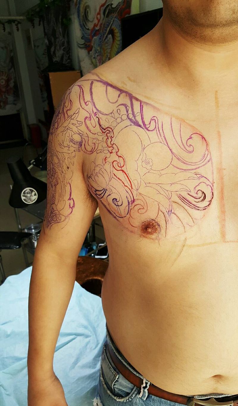 掌上明珠 半甲纹身图片_肩部胸部手臂传统人物鬼神原创黄财神成品纹身图案