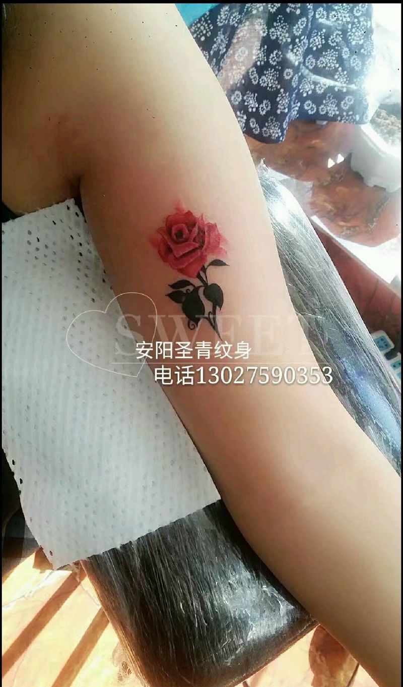 花完成纹身图片