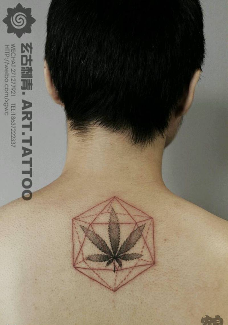 几何纹身图片_背部欧美传统习俗肖像清新几何人物图腾成品纹身图案