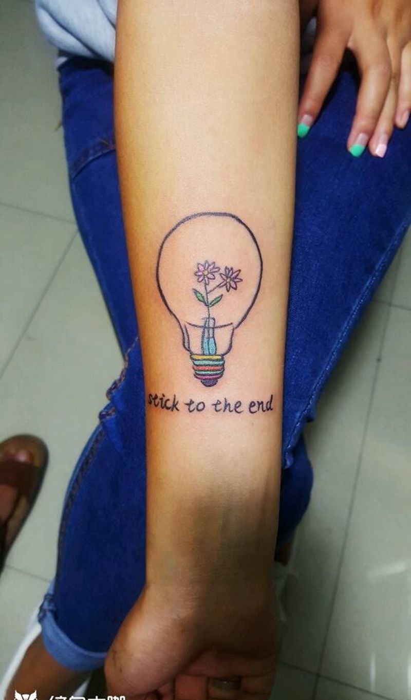 灯泡纹身图片_手臂欧美清新植物静物成品纹身图案