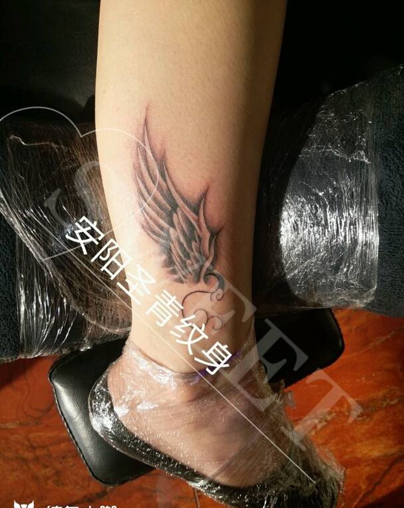 翅膀完成纹身图片