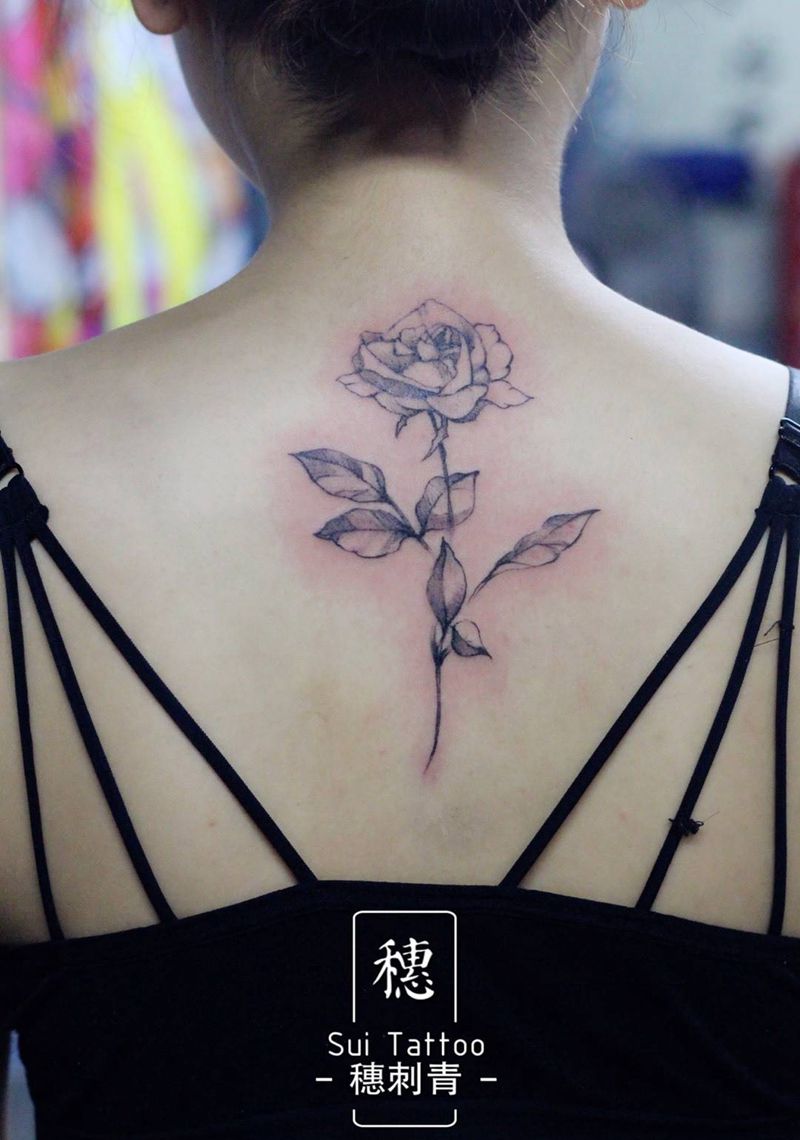 女生小花❀纹身图片