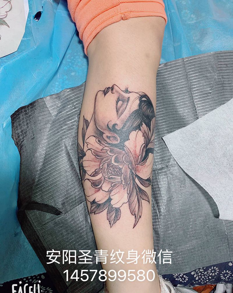 完成纹身图片_腿部纹身图案